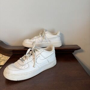 5Y - AF1 - All White - Nike Air Force 1 Size 5Y White